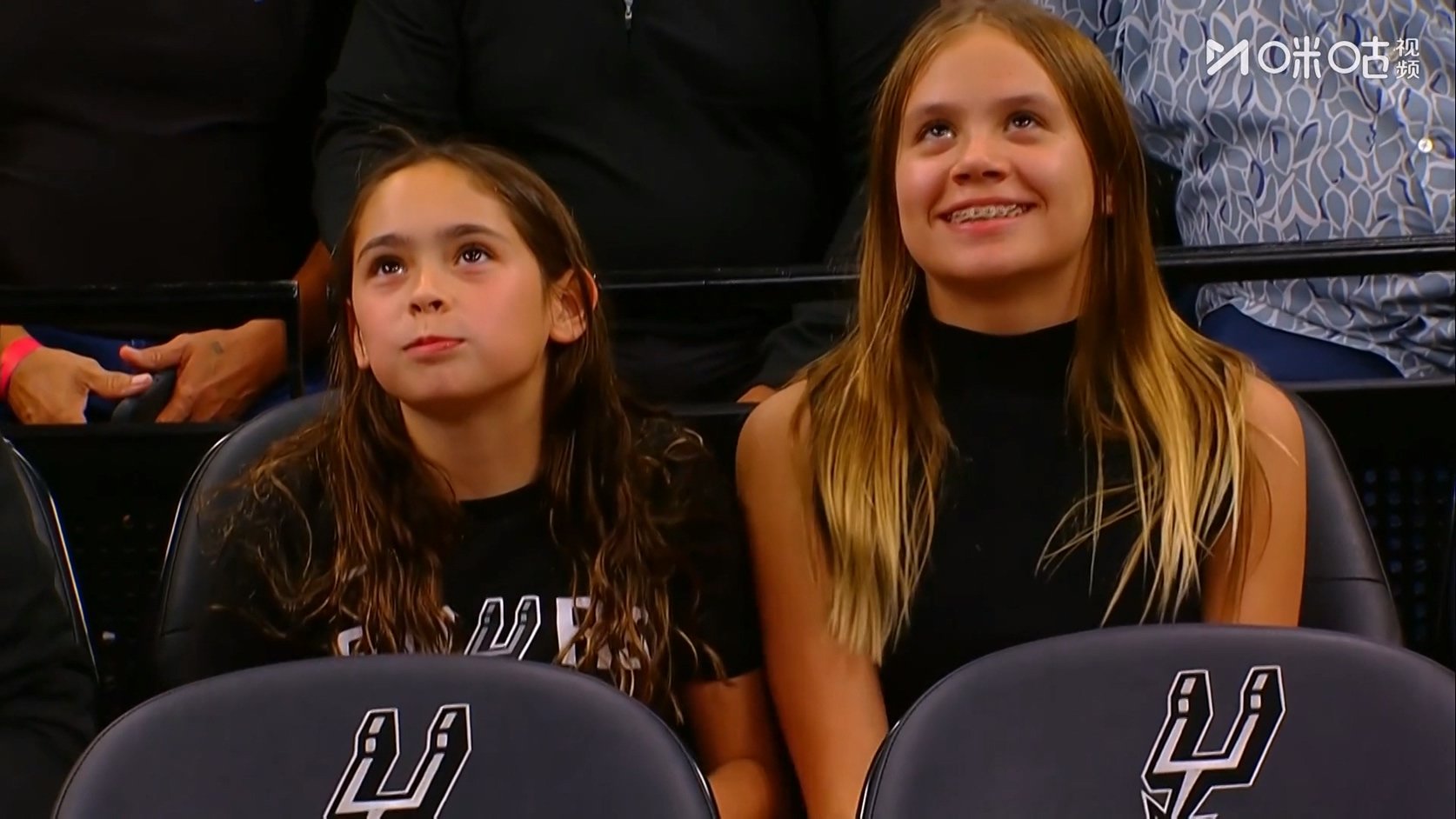 【90分钟足球网 www.90oo.com】2025-11-15 NBA 勇士vs马刺 1080 migu hdtv.ts_2025111.jpg