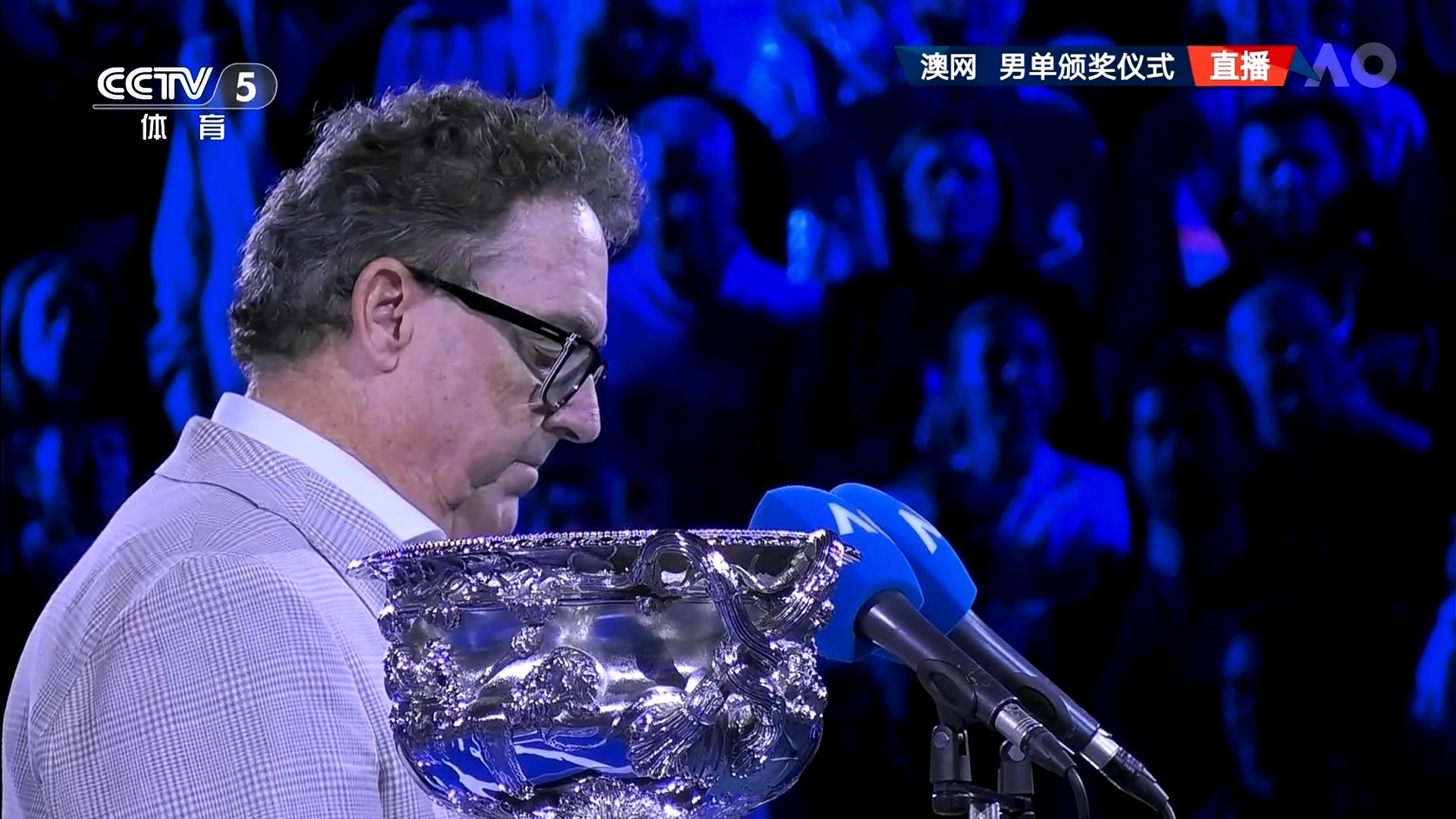 【90分钟足球网 www.90oo.com】2026-02-01 澳网男单决赛 阿尔卡拉斯vs德约科维奇（含.jpg